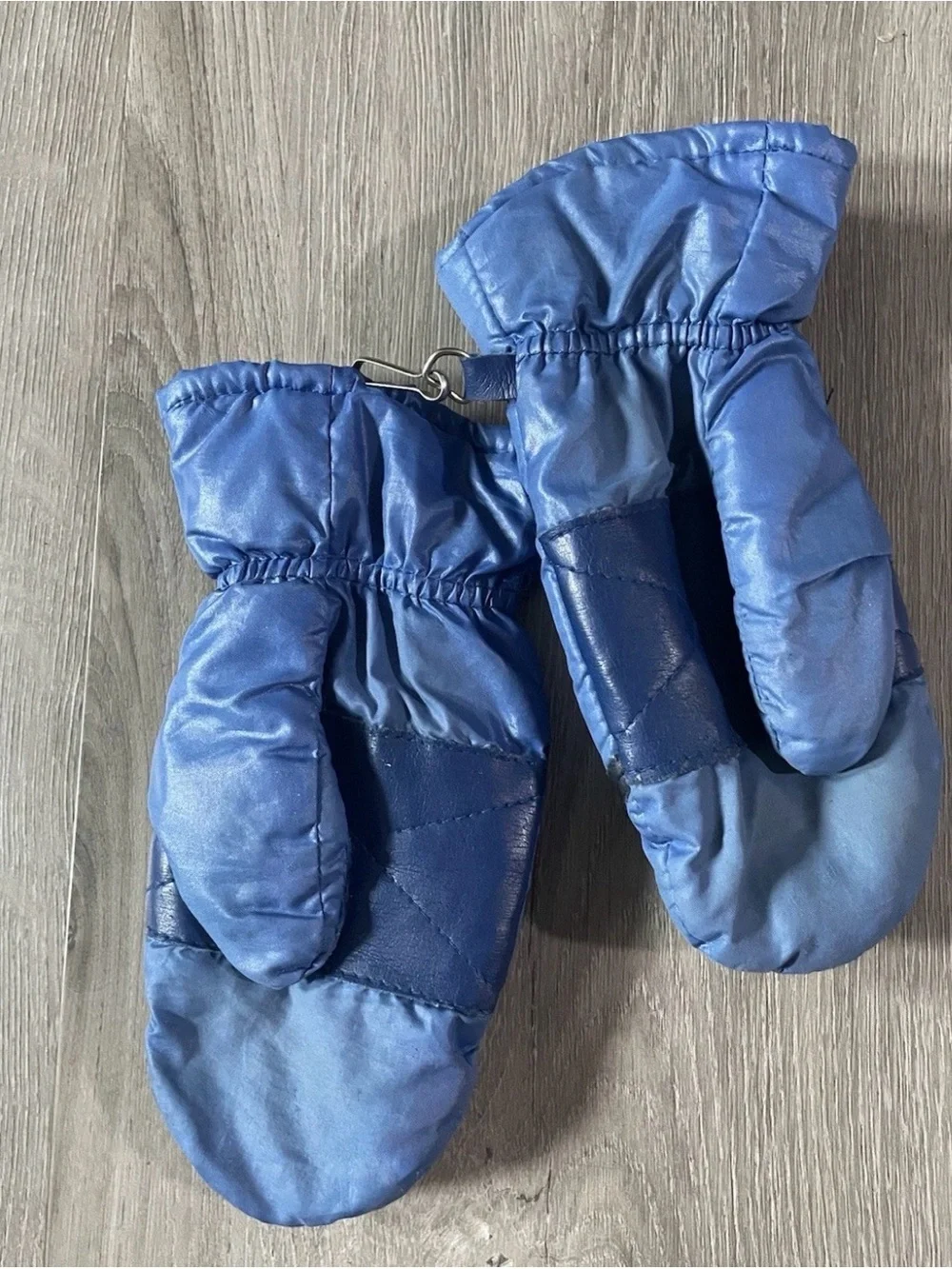 Walt Disney Productions Mickey Mouse Skiing Mittens Blue Kids Retro 80s Vintage
